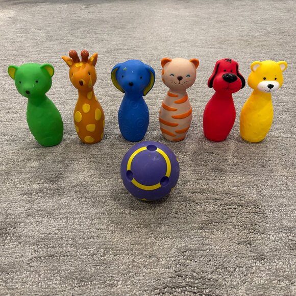 Bowling Set - Baby / Toddler Toy - 7 Pieces (6 pins + 1 ball) - Melissa & Doug - Picture 2 of 10